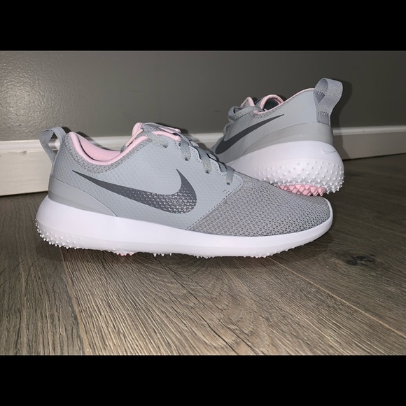 Nike Shoes - Women’s Nike Golf Shoes
